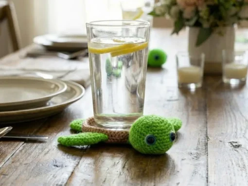 Porta-Copo Tartaruga Amigurumi: A Tendência “Mesa Posta” que Une Fofura e Funcionalidade Porta-Copo Tartaruga Amigurumi: A Tendência “Mesa Posta” que Une Fofura e Funcionalidade