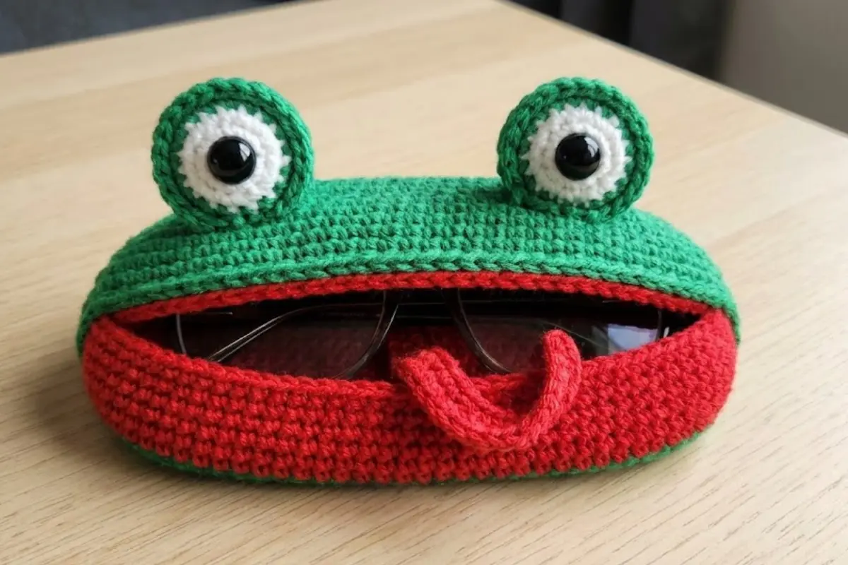 Porta Óculos de Sapo Amigurumi O Organizador Divertido que Vai Salvar Suas Lentes