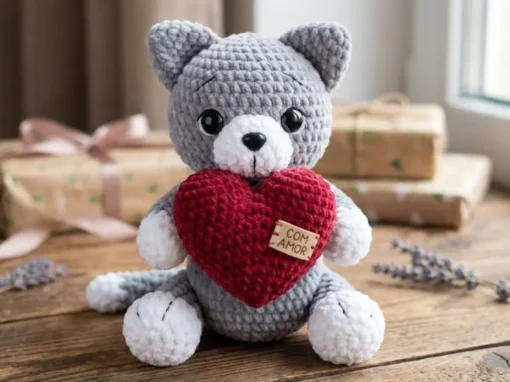 Presenteie Quem Você Ama com o Gatinho com Coração Amigurumi: O Guia Definitivo do Presente Afetivo Presenteie Quem Você Ama com o Gatinho com Coração Amigurumi: O Guia Definitivo do Presente Afetivo